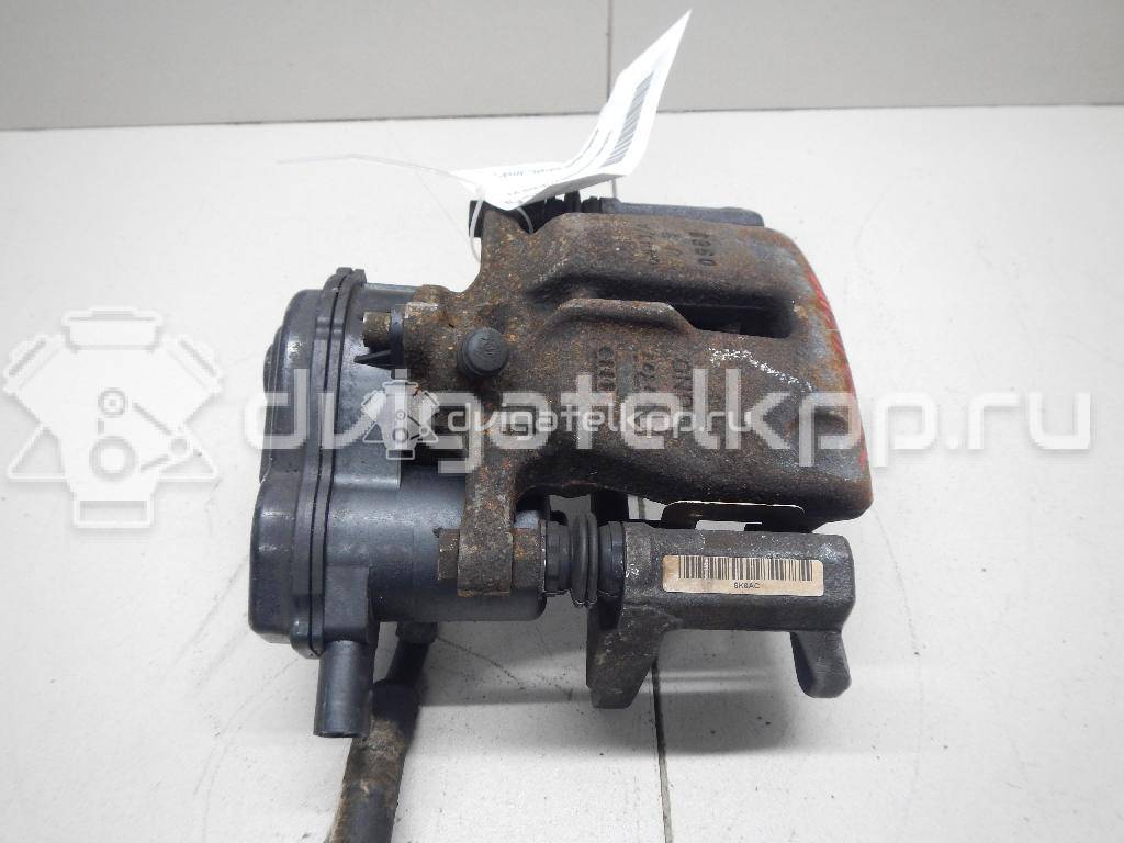 Фото Суппорт тормозной задний правый  8K0615404B для Audi A5 / A4 / Q5 {forloop.counter}}