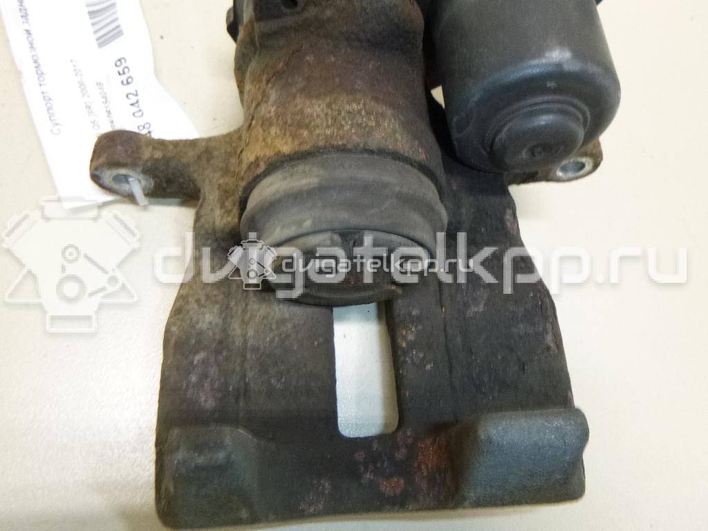 Фото Суппорт тормозной задний правый  8K0615404B для Audi A5 / A4 / Q5 {forloop.counter}}