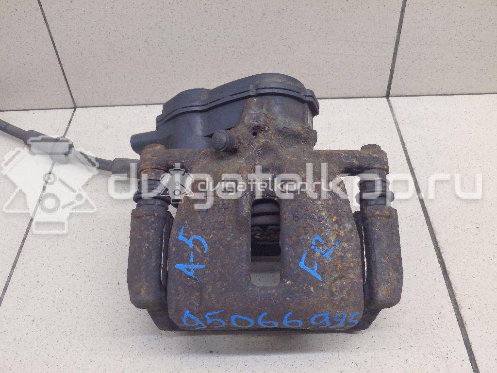 Фото Суппорт тормозной задний правый  8K0615404B для Audi A5 / A4 / Q5 {forloop.counter}}
