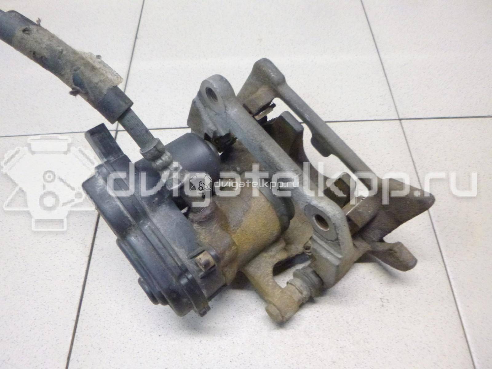 Фото Суппорт тормозной задний правый  8K0615404B для Audi A5 / A4 / Q5 {forloop.counter}}