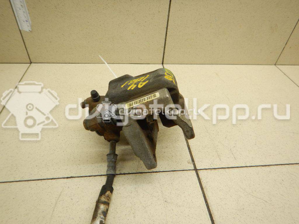 Фото Суппорт тормозной задний правый  8K0615404E для Audi A5 / A4 / Q5 {forloop.counter}}