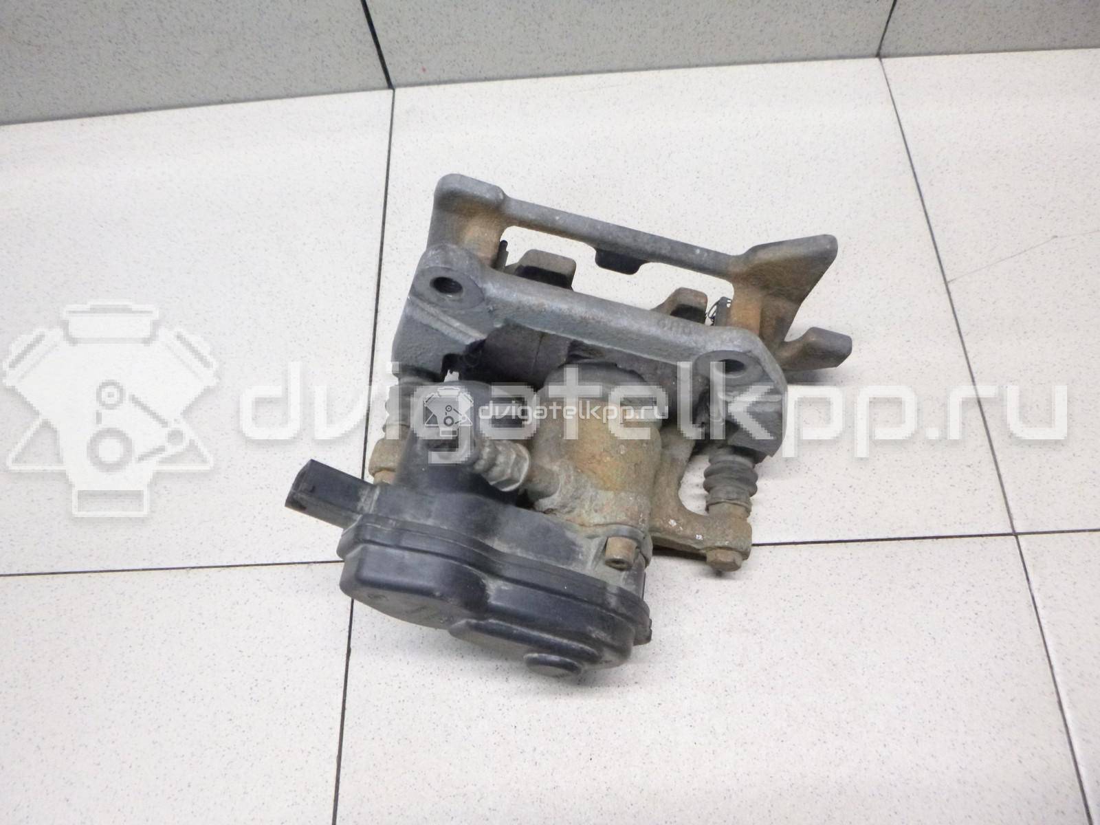 Фото Суппорт тормозной задний правый  8K0615404E для Audi A5 / A4 / Q5 {forloop.counter}}