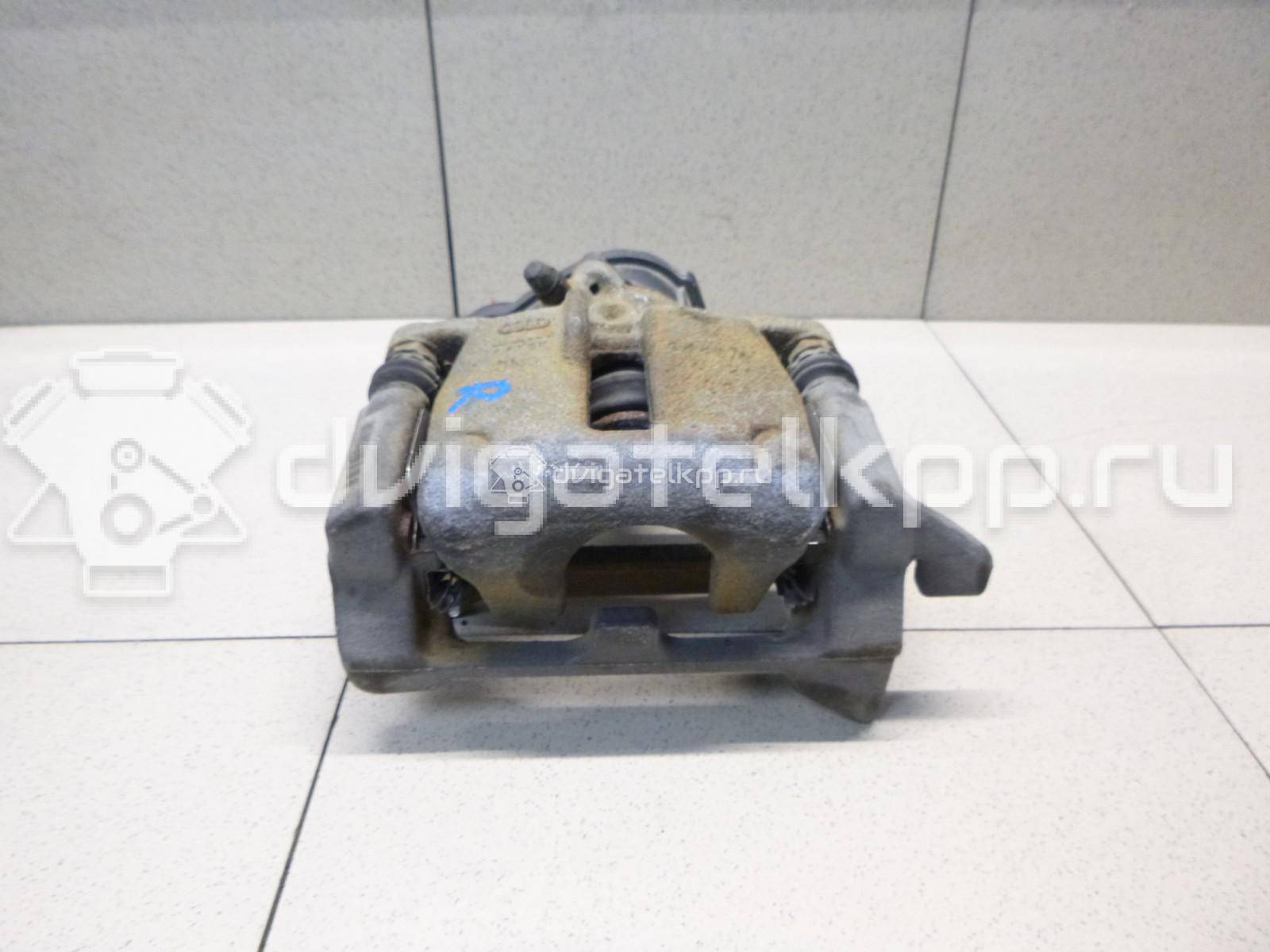 Фото Суппорт тормозной задний правый  8K0615404E для Audi A5 / A4 / Q5 {forloop.counter}}