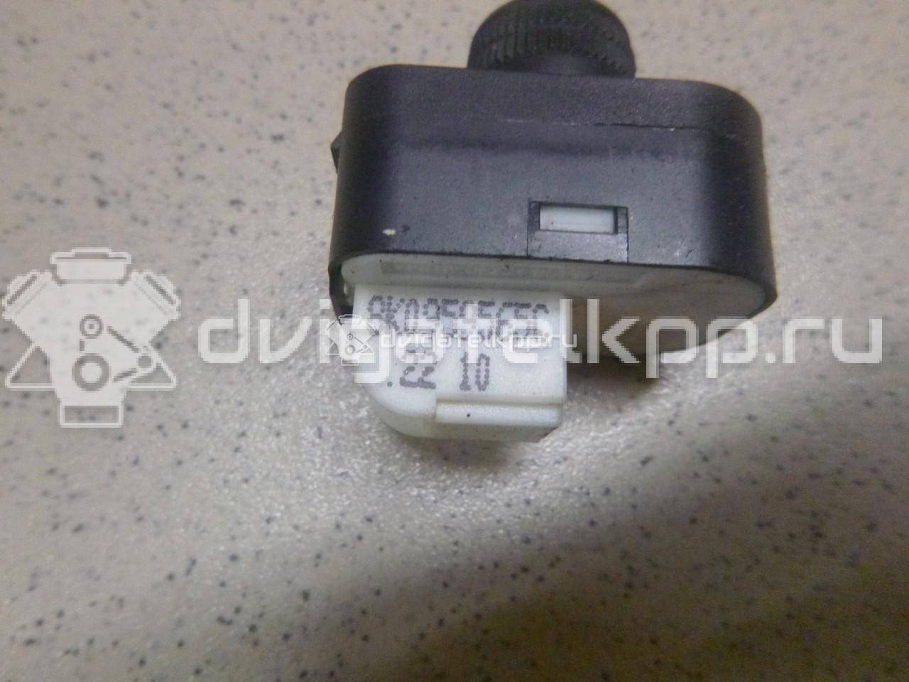 Фото Переключатель регулировки зеркала  8k0959565c для Audi A5 / A4 / Q5 {forloop.counter}}