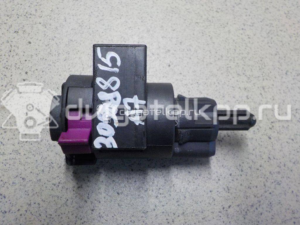 Фото Датчик включения стопсигнала  4F0945459B для Audi A4 / A6 / A5 / A8 / Q5 {forloop.counter}}