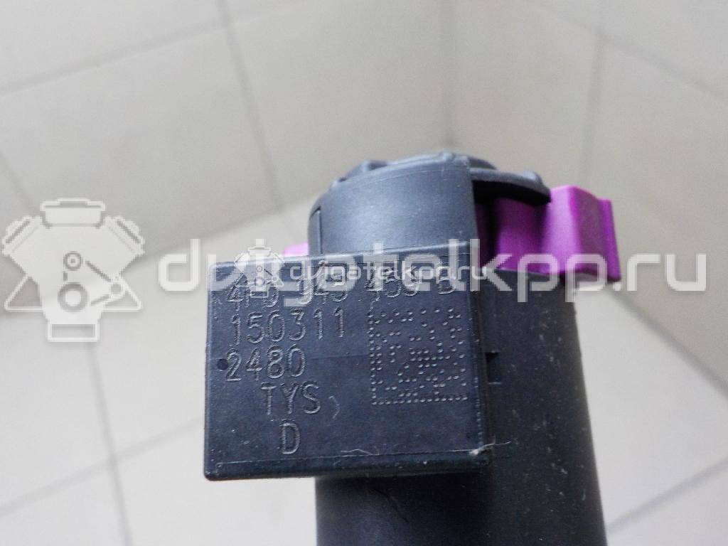 Фото Датчик включения стопсигнала  4F0945459B для Audi A4 / A6 / A5 / A8 / Q5 {forloop.counter}}