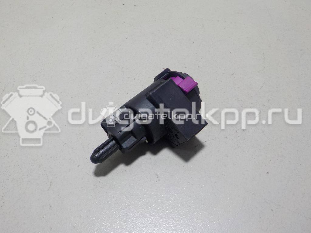Фото Датчик включения стопсигнала  4F0945459B для Audi A4 / A6 / A5 / A8 / Q5 {forloop.counter}}