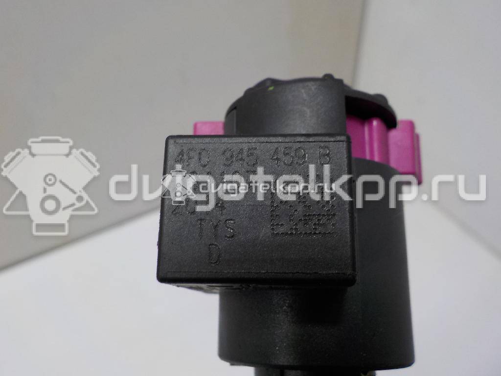 Фото Датчик включения стопсигнала  4F0945459B для Audi A4 / A6 / A5 / A8 / Q5 {forloop.counter}}