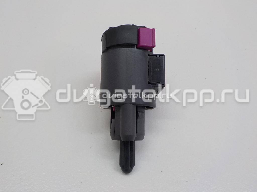 Фото Датчик включения стопсигнала  4F0945459B для Audi A4 / A6 / A5 / A8 / Q5 {forloop.counter}}