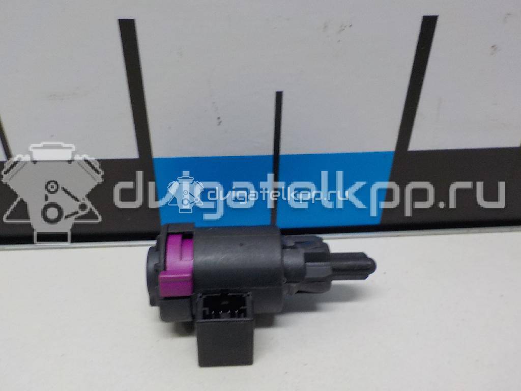 Фото Датчик включения стопсигнала  4F0945459B для Audi A4 / A6 / A5 / A8 / Q5 {forloop.counter}}