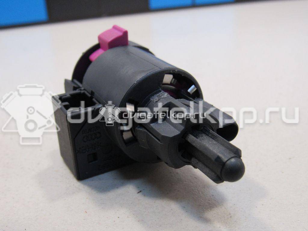 Фото Датчик включения стопсигнала  4F0945459B для Audi A4 / A6 / A5 / A8 / Q5 {forloop.counter}}