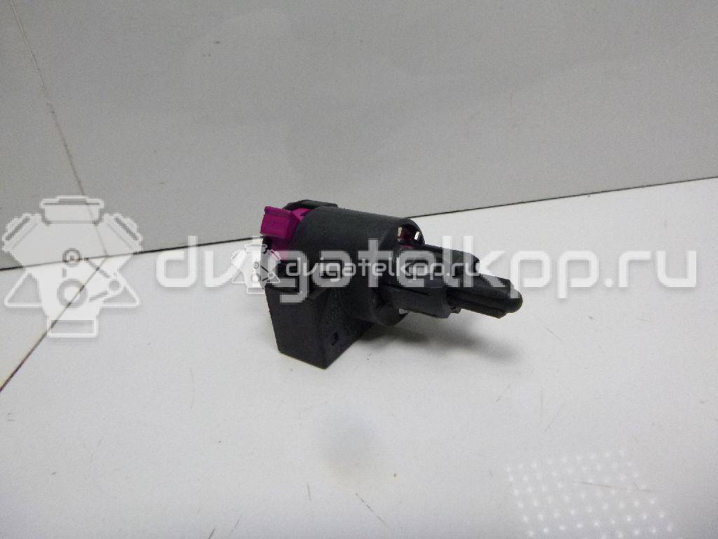 Фото Датчик включения стопсигнала  4F0945459B для Audi A4 / A6 / A5 / A8 / Q5 {forloop.counter}}