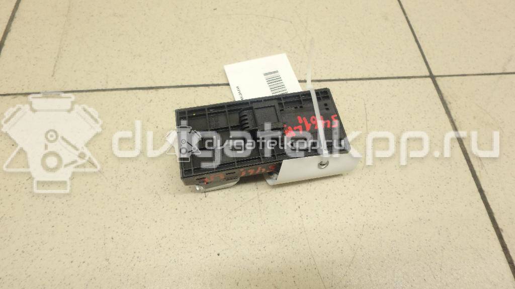 Фото Блок управления стеклоподъемниками  8K0959851F для Audi A5 / A4 / Q5 {forloop.counter}}