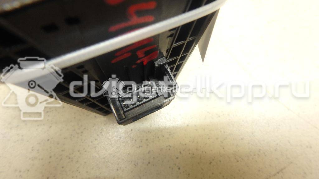 Фото Блок управления стеклоподъемниками  8K0959851F для Audi A5 / A4 / Q5 {forloop.counter}}