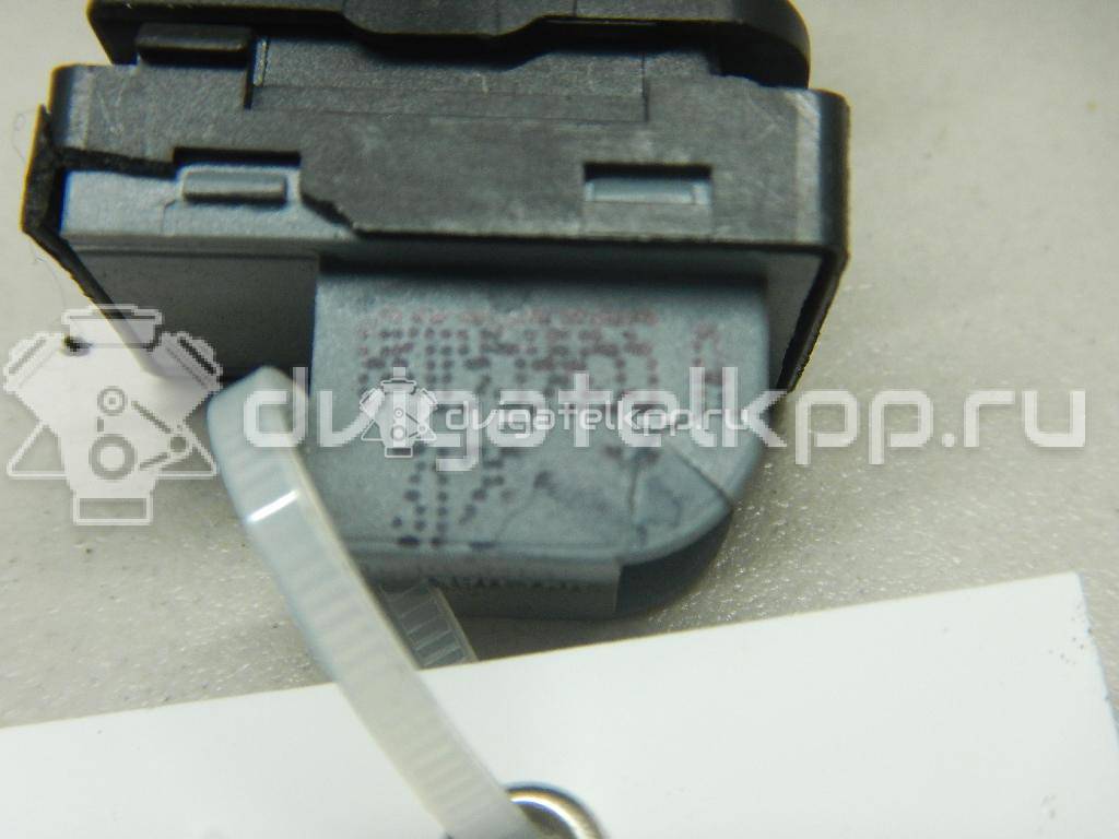 Фото Кнопка стеклоподъемника  8k0959855a для Audi A5 / A4 / Q5 {forloop.counter}}