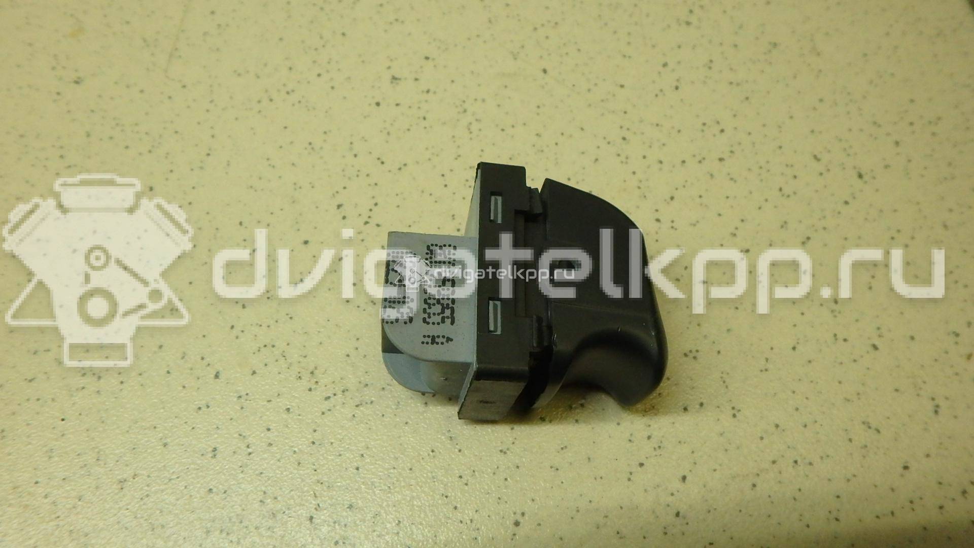 Фото Кнопка стеклоподъемника  8k0959855a для Audi A5 / A4 / Q5 {forloop.counter}}