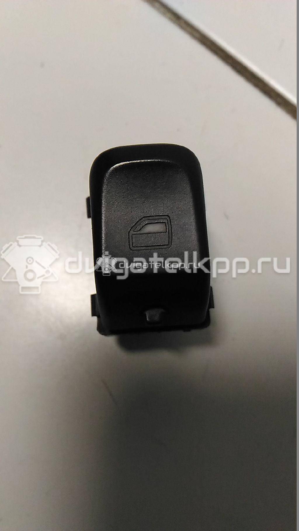 Фото Кнопка стеклоподъемника  8K0959855A для Audi A5 / A4 / Q5 {forloop.counter}}