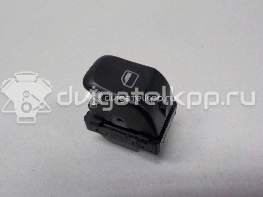 Фото Кнопка стеклоподъемника  8k0959855a для Audi A5 / A4 / Q5 {forloop.counter}}