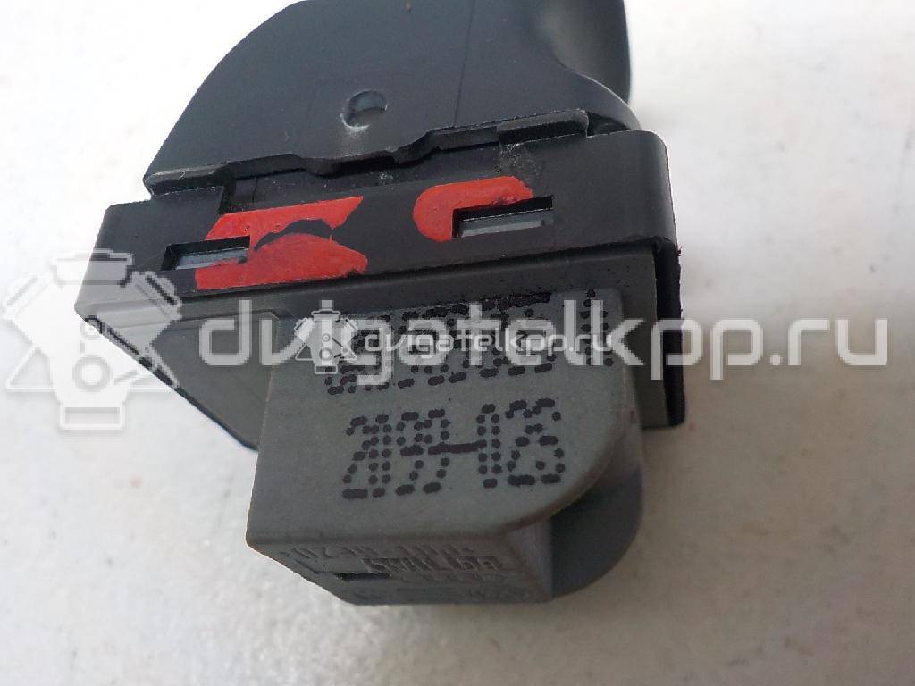 Фото Кнопка стеклоподъемника  8K0959855A для Audi A5 / A4 / Q5 {forloop.counter}}