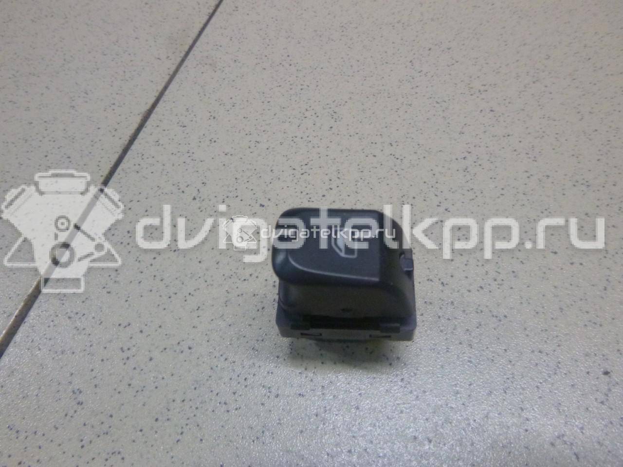 Фото Кнопка стеклоподъемника  8k0959855a для Audi A5 / A4 / Q5 {forloop.counter}}