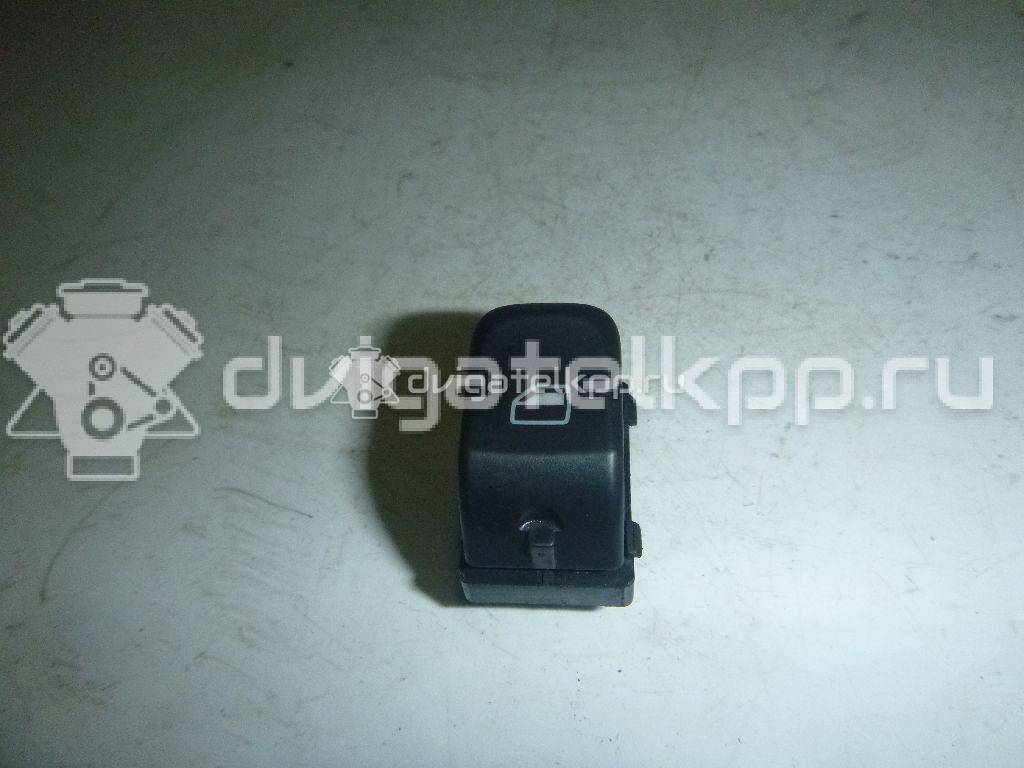 Фото Кнопка стеклоподъемника  8K0959855A для Audi A5 / A4 / Q5 {forloop.counter}}