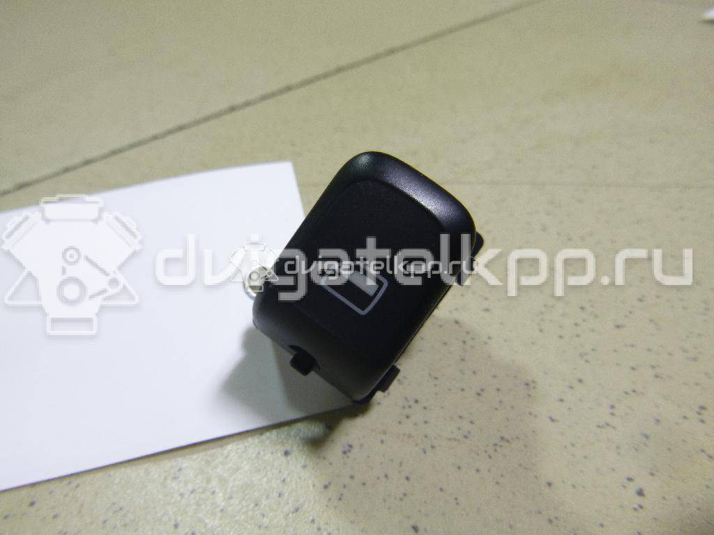 Фото Кнопка стеклоподъемника  8k0959855a для Audi A5 / A4 / Q5 {forloop.counter}}