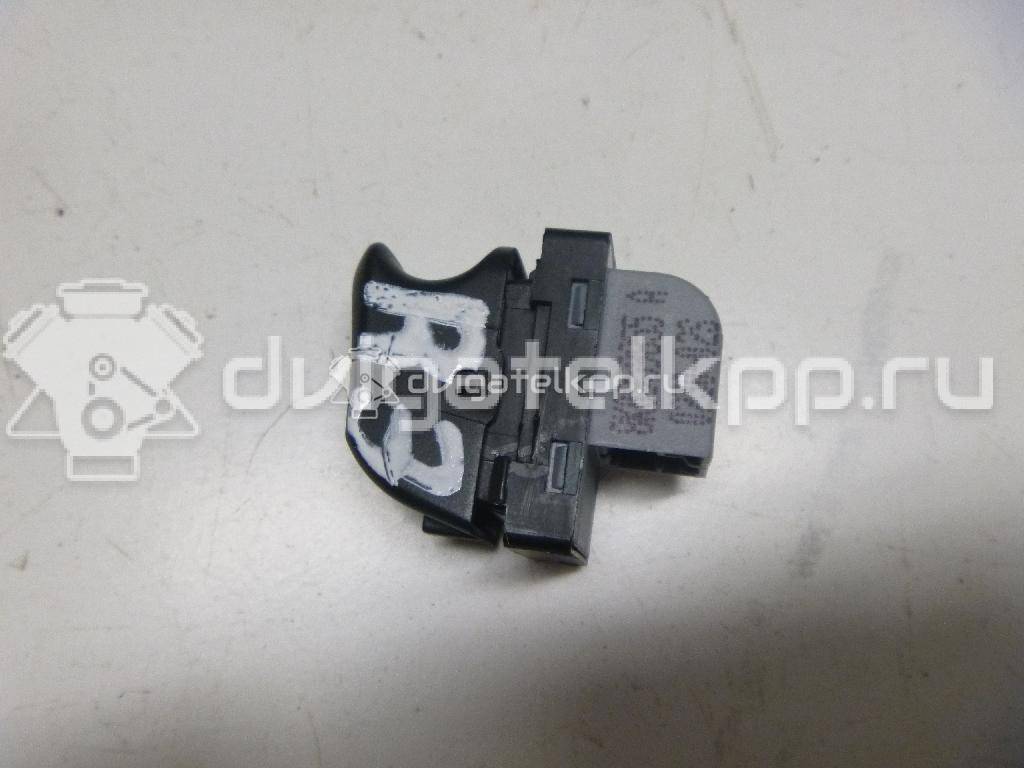 Фото Кнопка стеклоподъемника  8K0959855A для Audi A5 / A4 / Q5 {forloop.counter}}