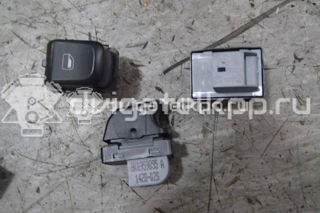 Фото Кнопка стеклоподъемника  8K0959855A для Audi A5 / A4 / Q5 {forloop.counter}}