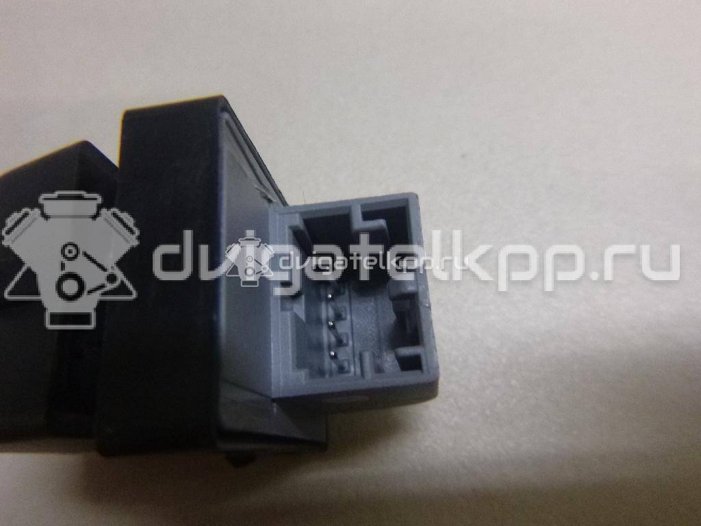Фото Кнопка стеклоподъемника  8K0959855A для Audi A5 / A4 / Q5 {forloop.counter}}