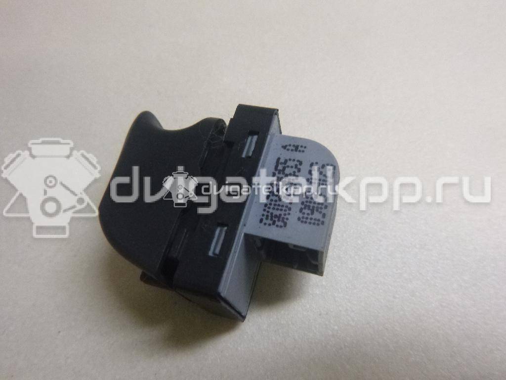 Фото Кнопка стеклоподъемника  8K0959855A для Audi A5 / A4 / Q5 {forloop.counter}}