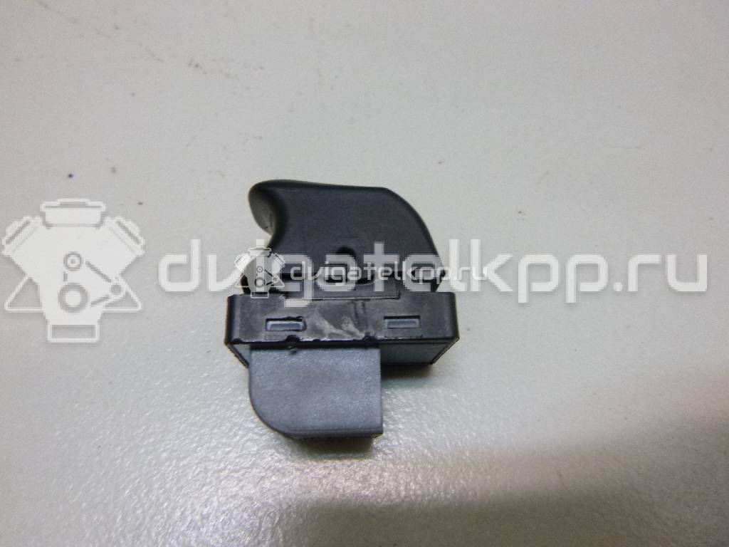 Фото Кнопка стеклоподъемника  8K0959855A для Audi A5 / A4 / Q5 {forloop.counter}}