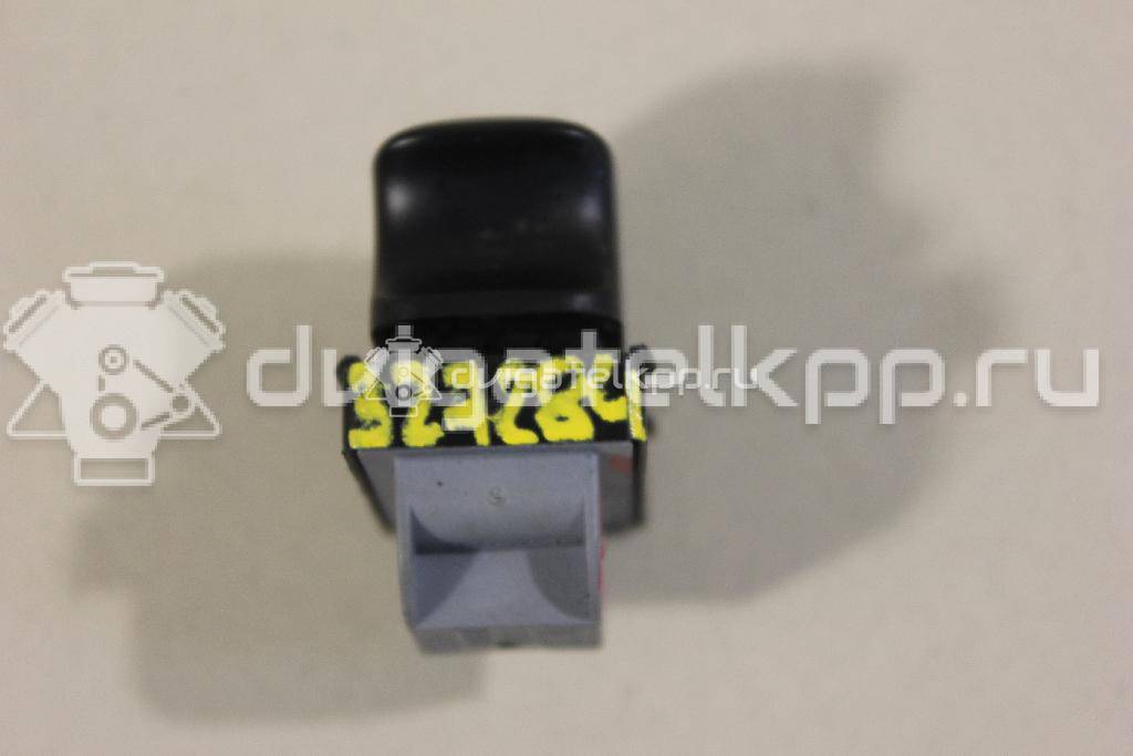 Фото Кнопка стеклоподъемника  8k0959855a для Audi A5 / A4 / Q5 {forloop.counter}}