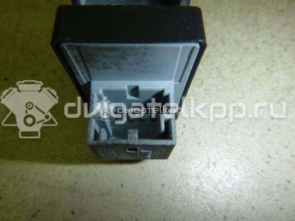 Фото Кнопка стеклоподъемника  8K0959855A для Audi A5 / A4 / Q5 {forloop.counter}}