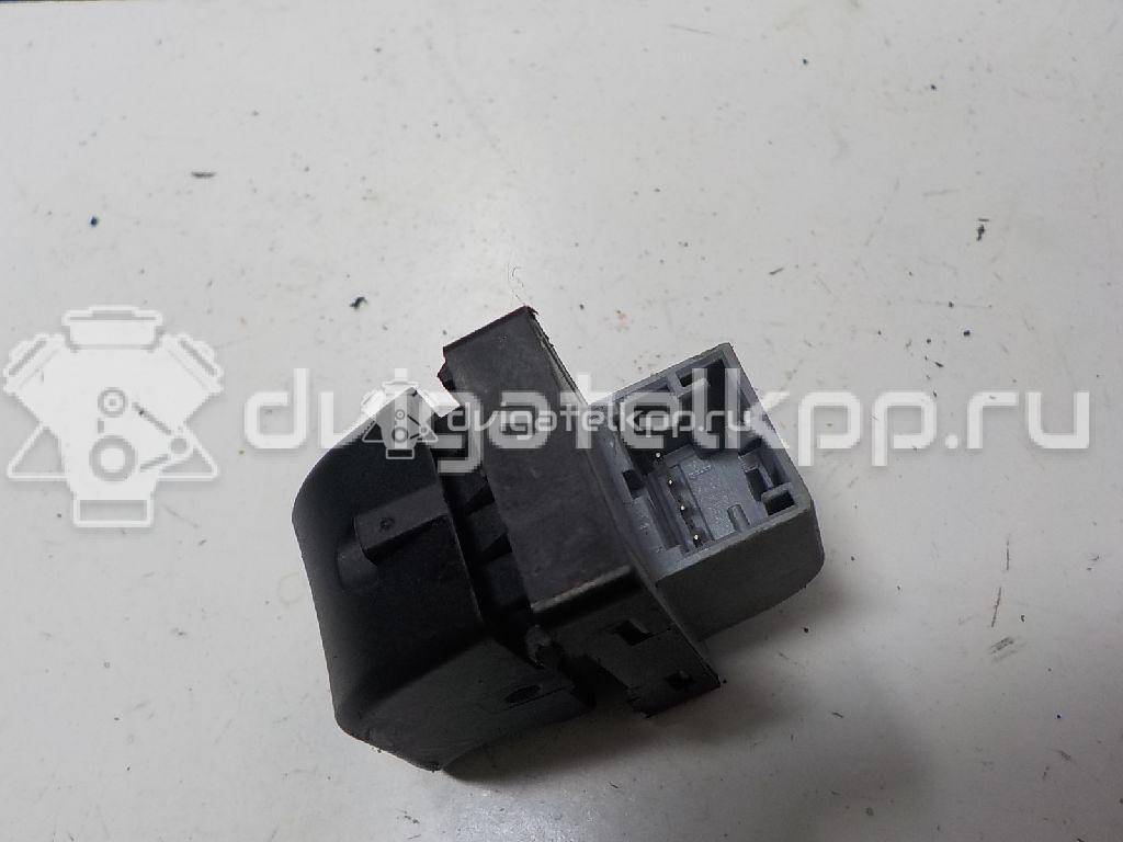 Фото Кнопка стеклоподъемника  8K0959855A для Audi A5 / A4 / Q5 {forloop.counter}}