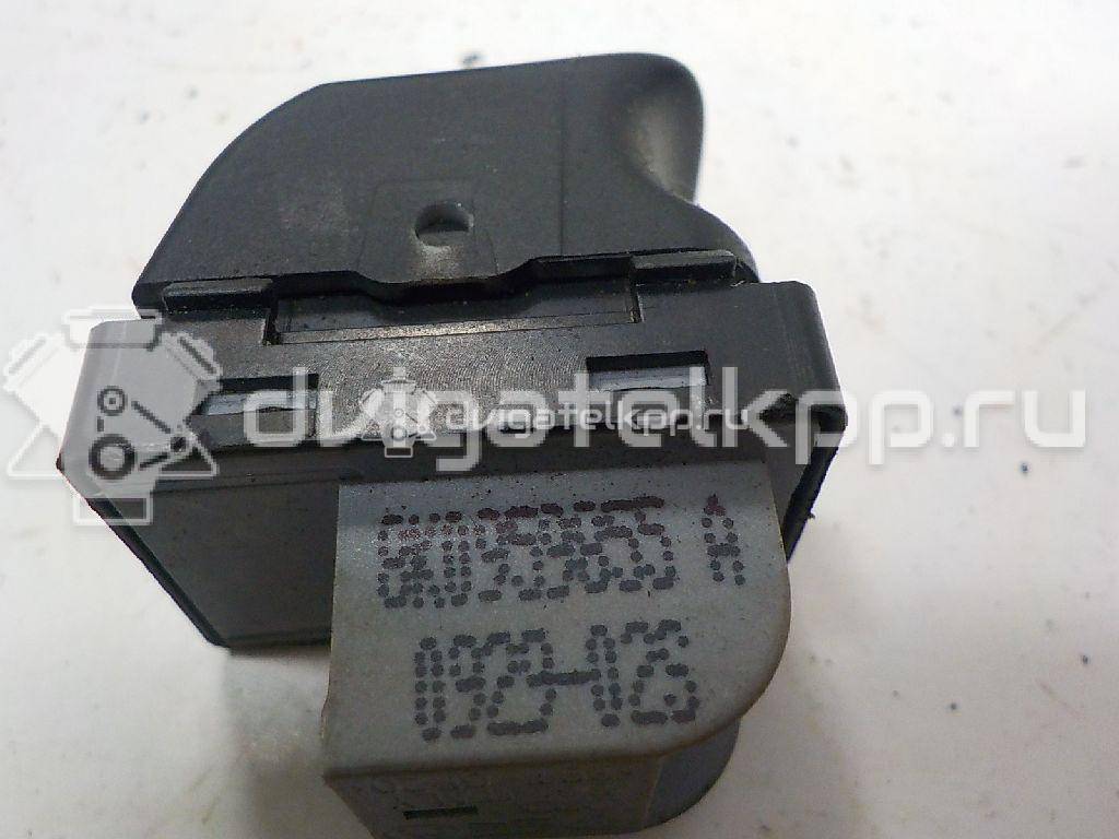 Фото Кнопка стеклоподъемника  8K0959855A для Audi A5 / A4 / Q5 {forloop.counter}}