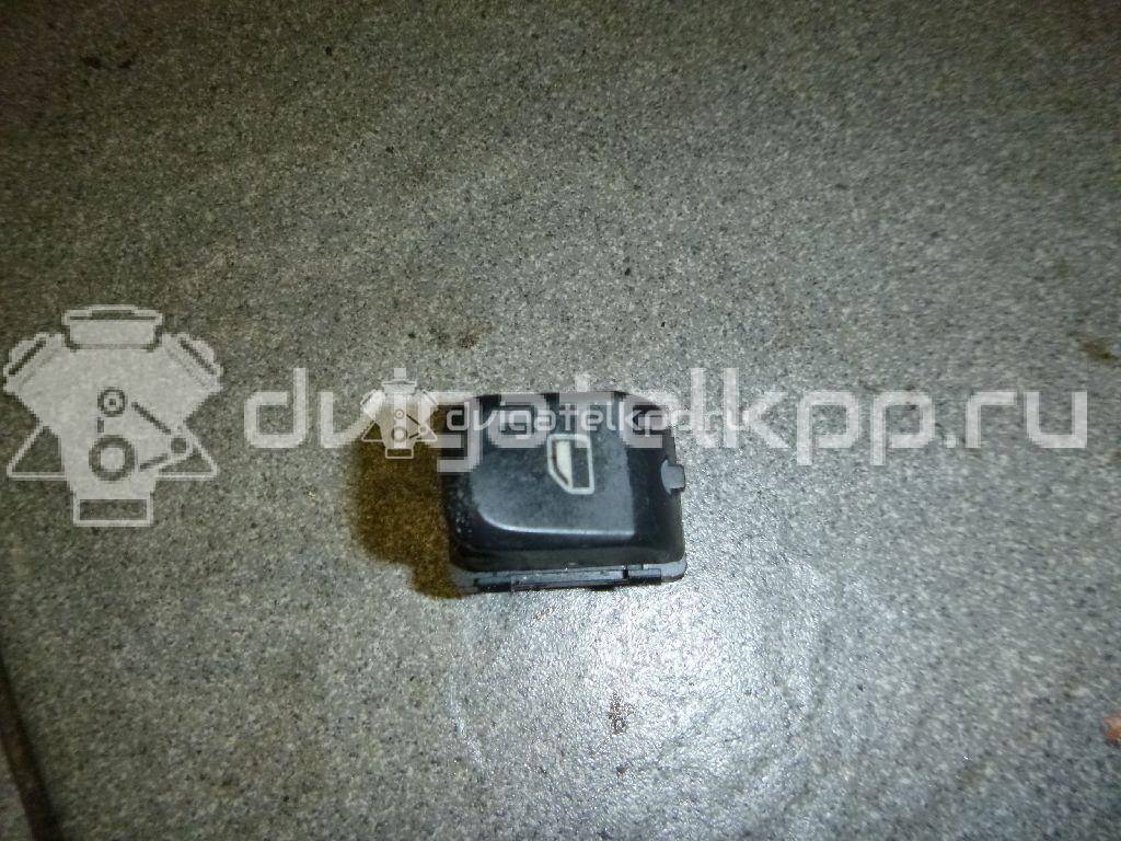 Фото Кнопка стеклоподъемника  8K0959855A для Audi A5 / A4 / Q5 {forloop.counter}}