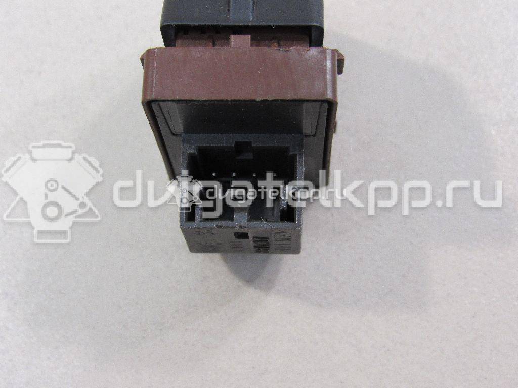 Фото Кнопка открывания багажника  8k0959831a для Audi A5 / A4 / Q5 {forloop.counter}}