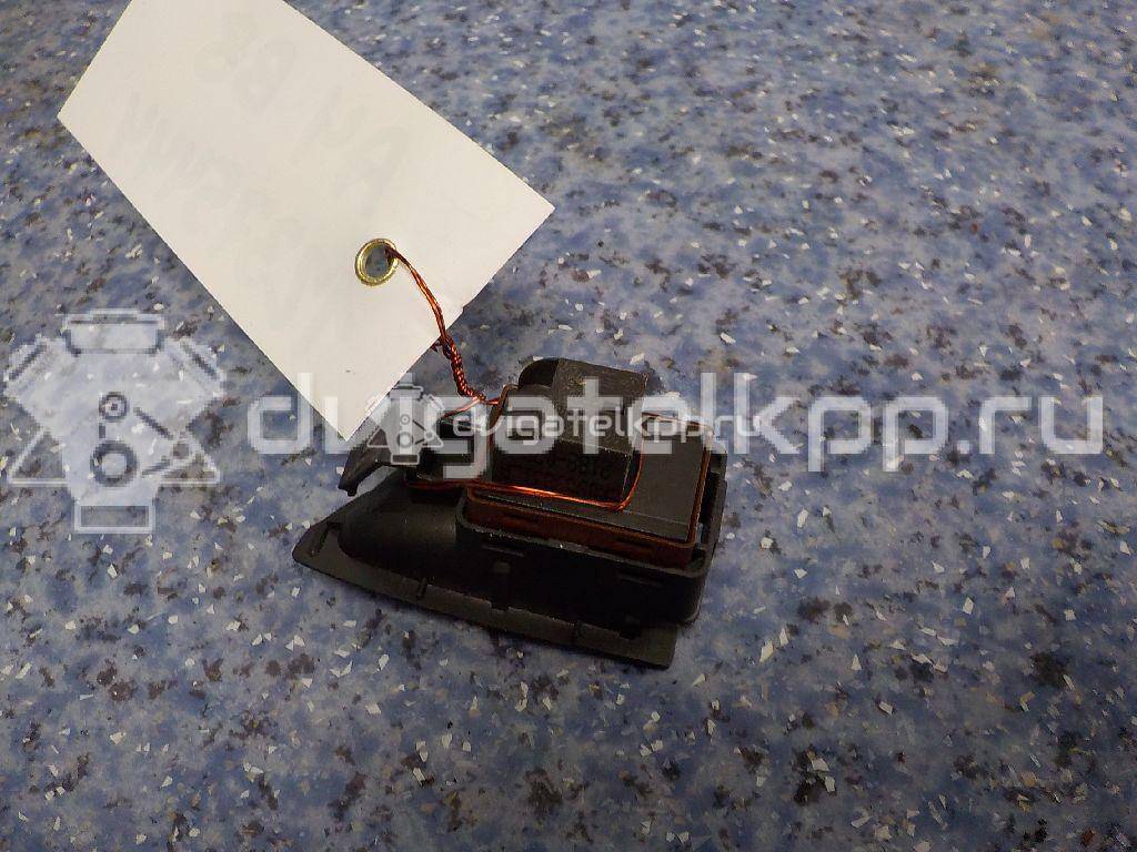 Фото Кнопка открывания багажника  8k0959831a для Audi A5 / A4 / Q5 {forloop.counter}}