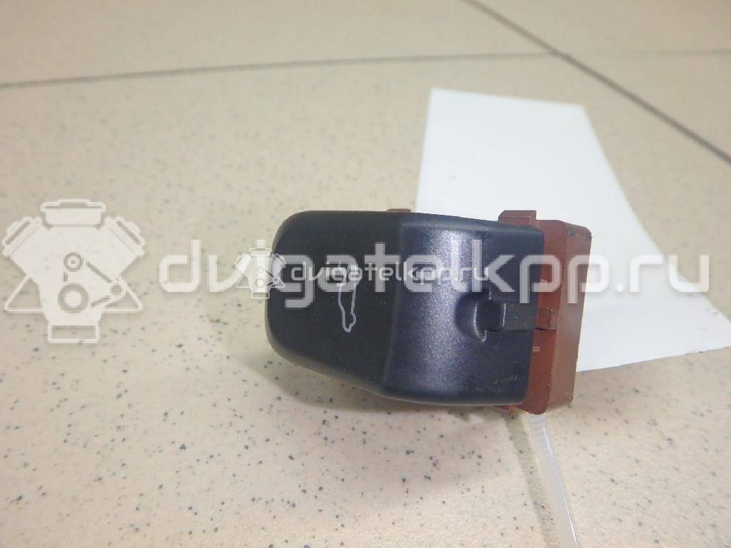 Фото Кнопка открывания багажника  8k0959831a для Audi A5 / A4 / Q5 {forloop.counter}}