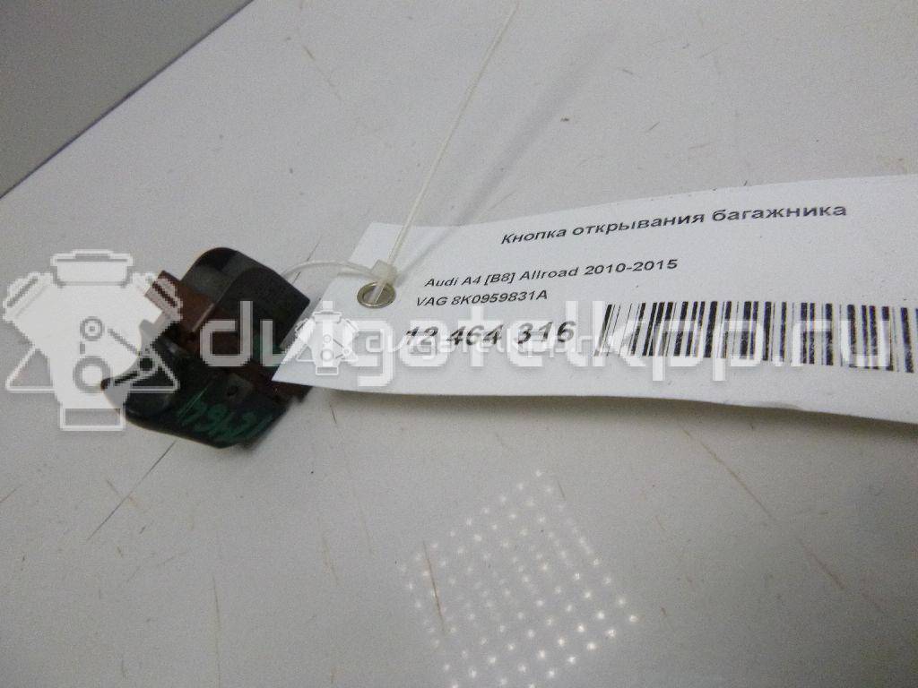 Фото Кнопка открывания багажника  8k0959831a для Audi A5 / A4 / Q5 {forloop.counter}}