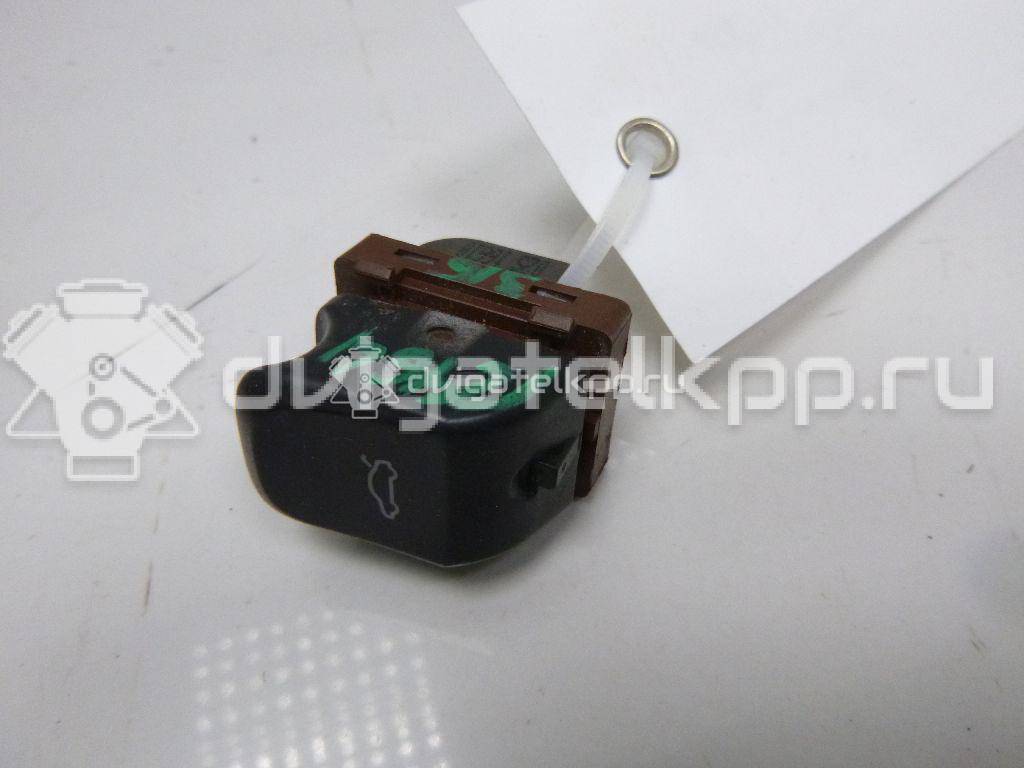 Фото Кнопка открывания багажника  8k0959831a для Audi A5 / A4 / Q5 {forloop.counter}}