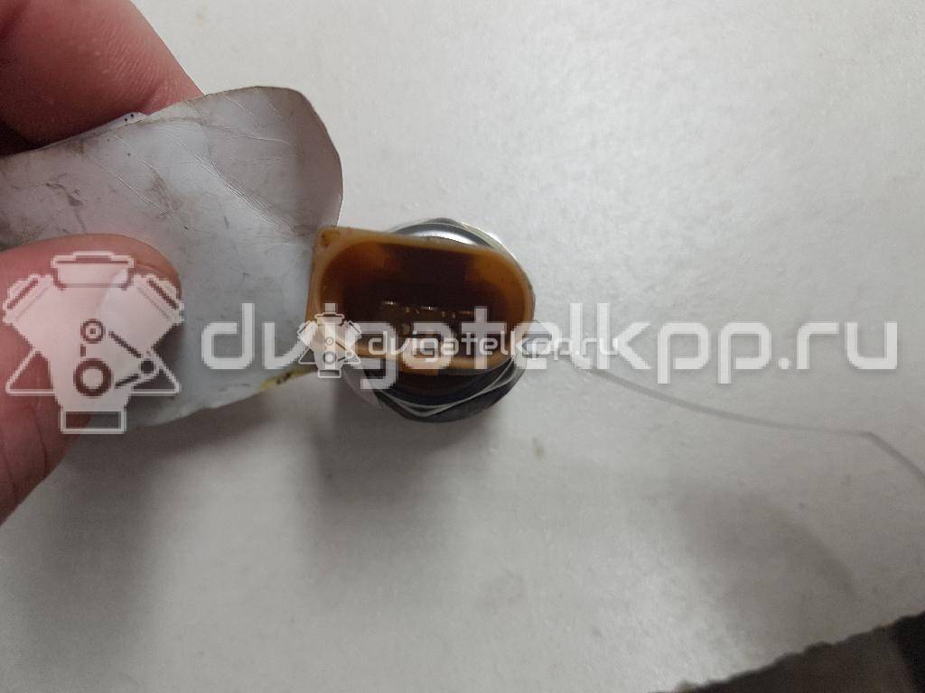 Фото Датчик давления топлива  059130758K для Audi A4 / A6 / A5 / Q5 / Q7 {forloop.counter}}