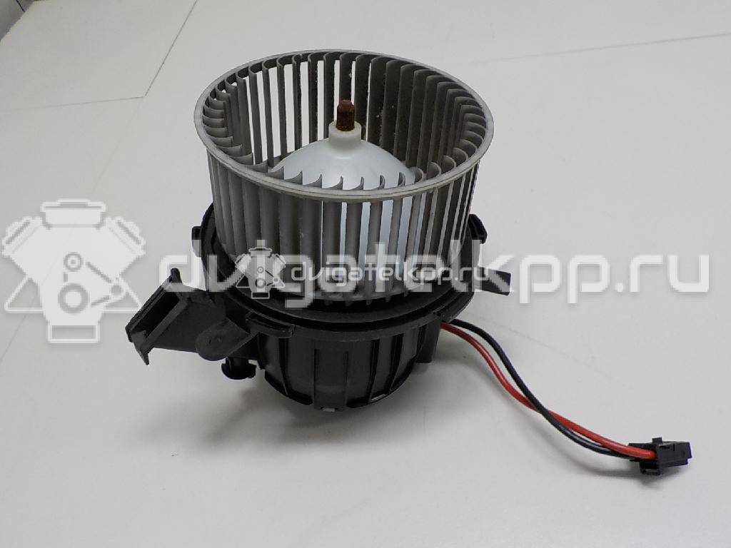 Фото Моторчик отопителя  8t1820021 для Audi A5 / A4 / Q5 {forloop.counter}}