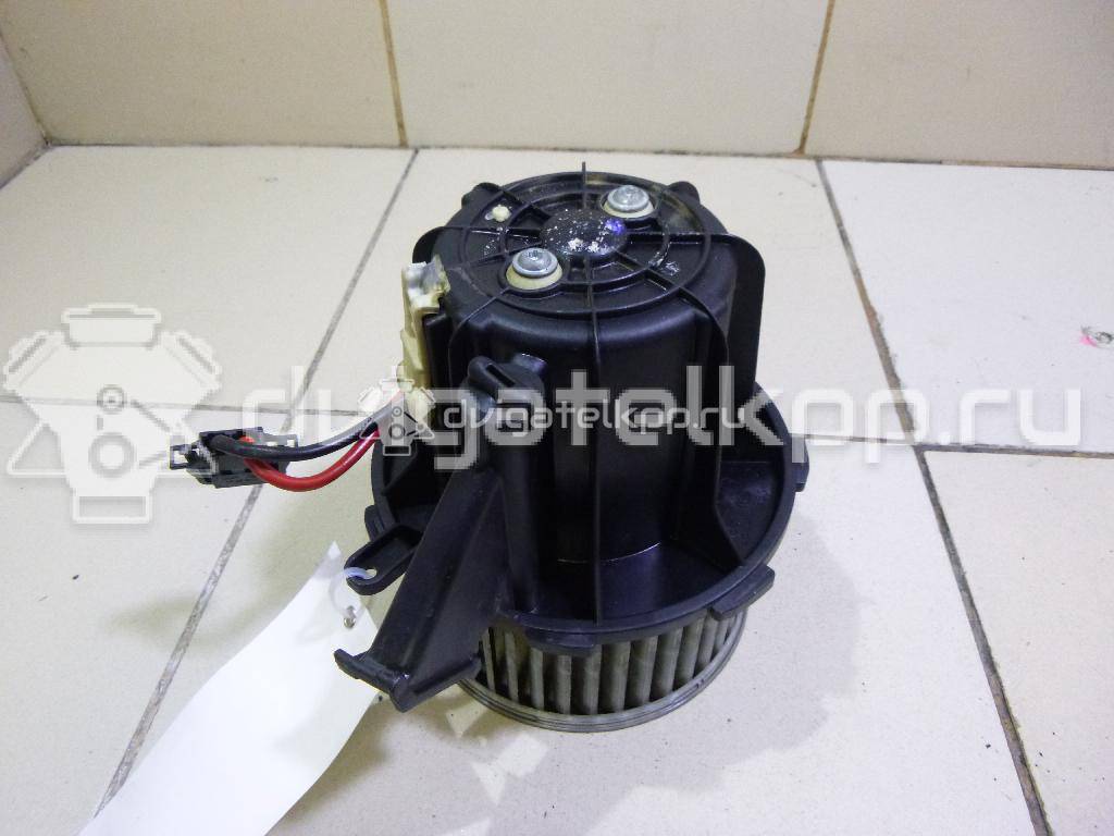 Фото Моторчик отопителя  8K1820021C для Audi A5 / A4 / Q5 {forloop.counter}}