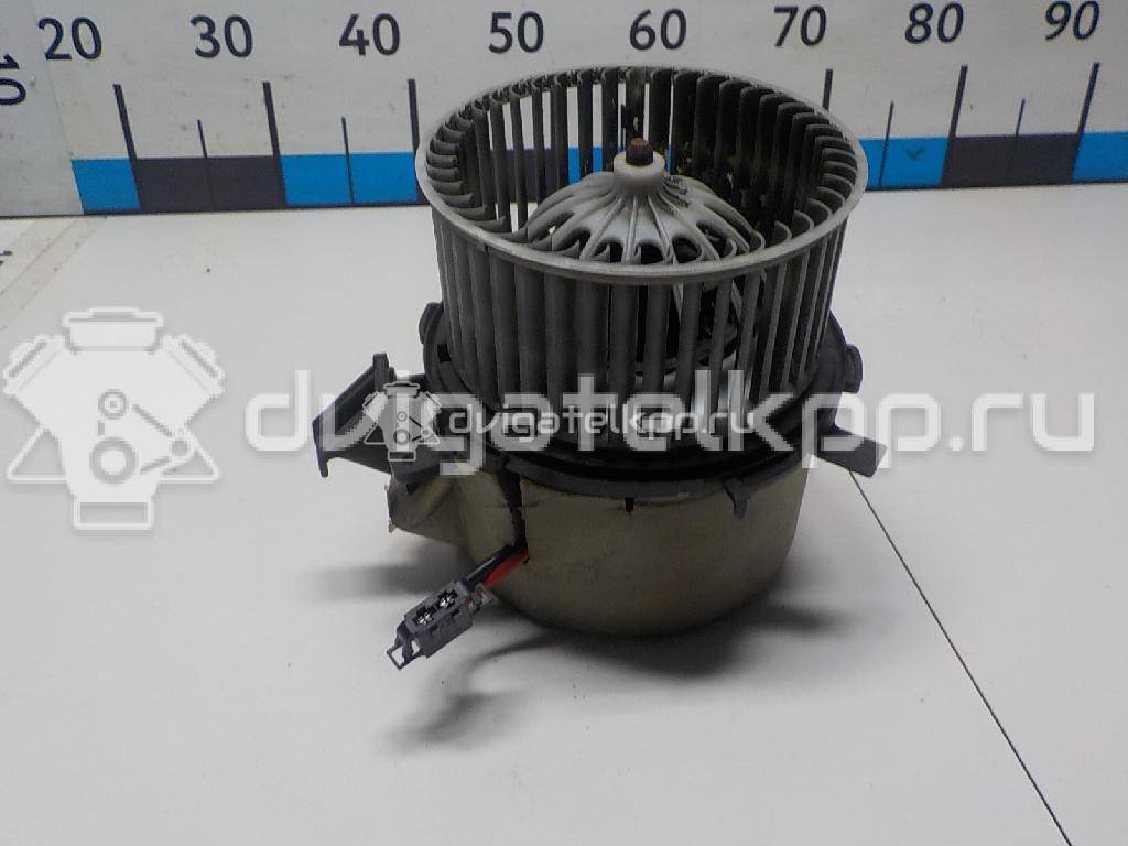 Фото Моторчик отопителя  8k1820021c для Audi A5 / A4 / Q5 {forloop.counter}}