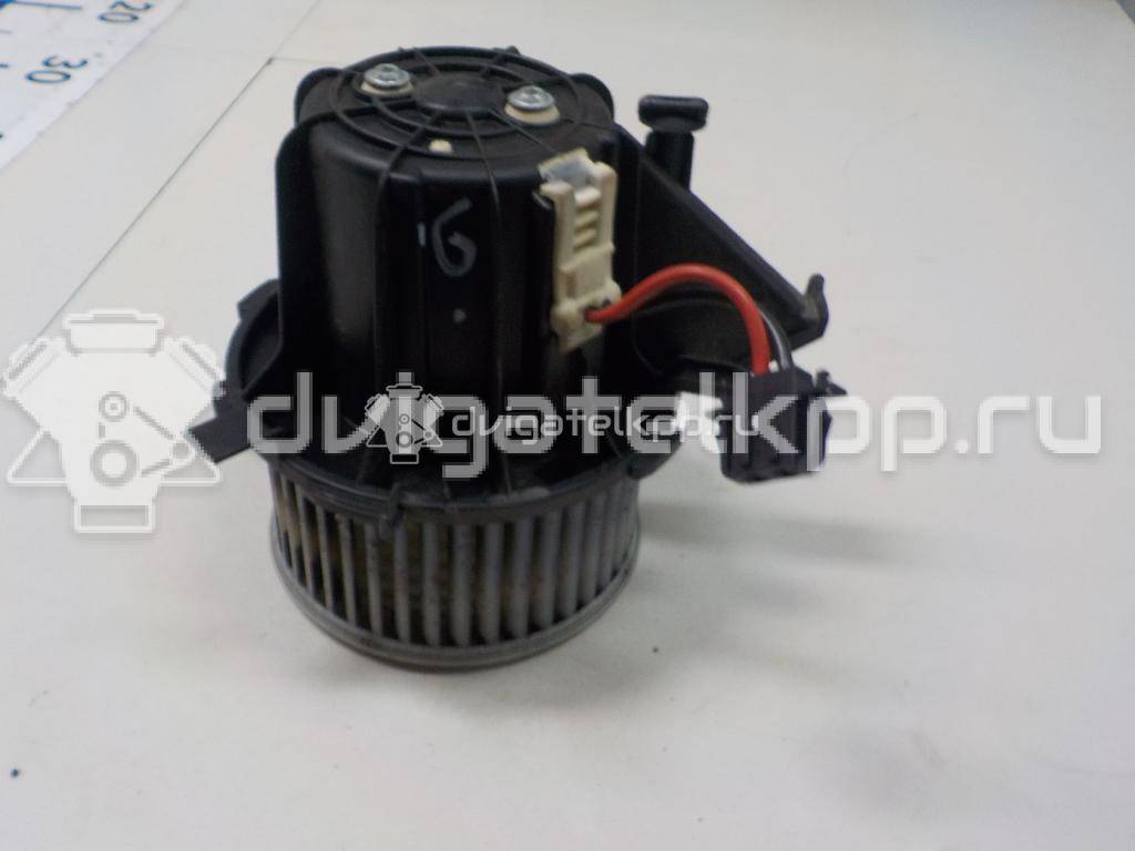Фото Моторчик отопителя  8K1820021C для Audi A5 / A4 / Q5 {forloop.counter}}