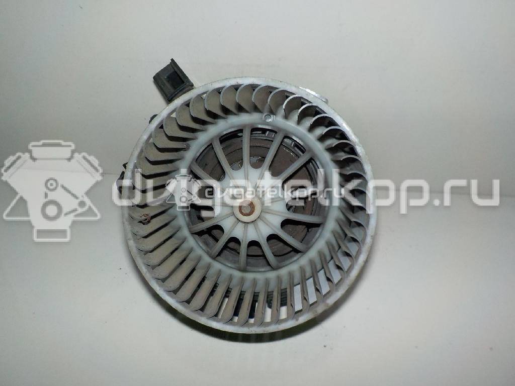 Фото Моторчик отопителя  8k1820021c для Audi A5 / A4 / Q5 {forloop.counter}}