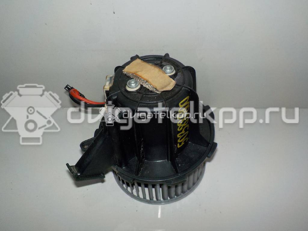Фото Моторчик отопителя  8k1820021c для Audi A5 / A4 / Q5 {forloop.counter}}