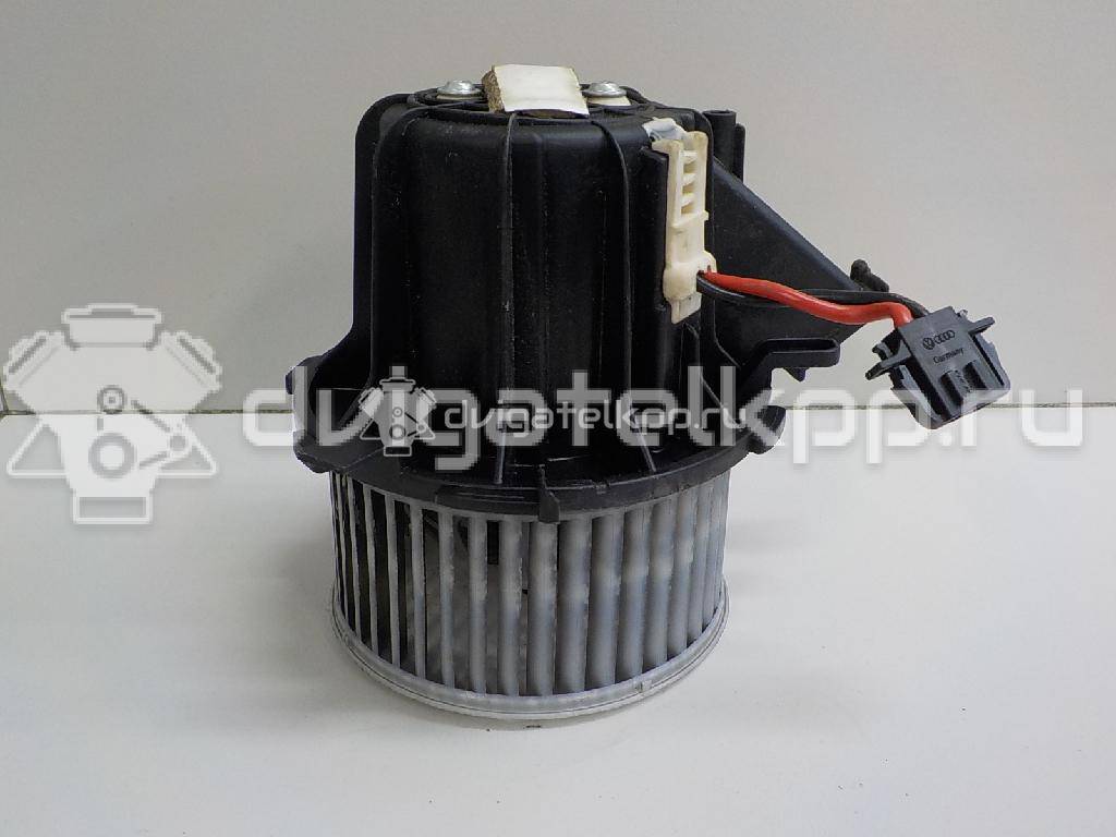 Фото Моторчик отопителя  8K1820021C для Audi A5 / A4 / Q5 {forloop.counter}}