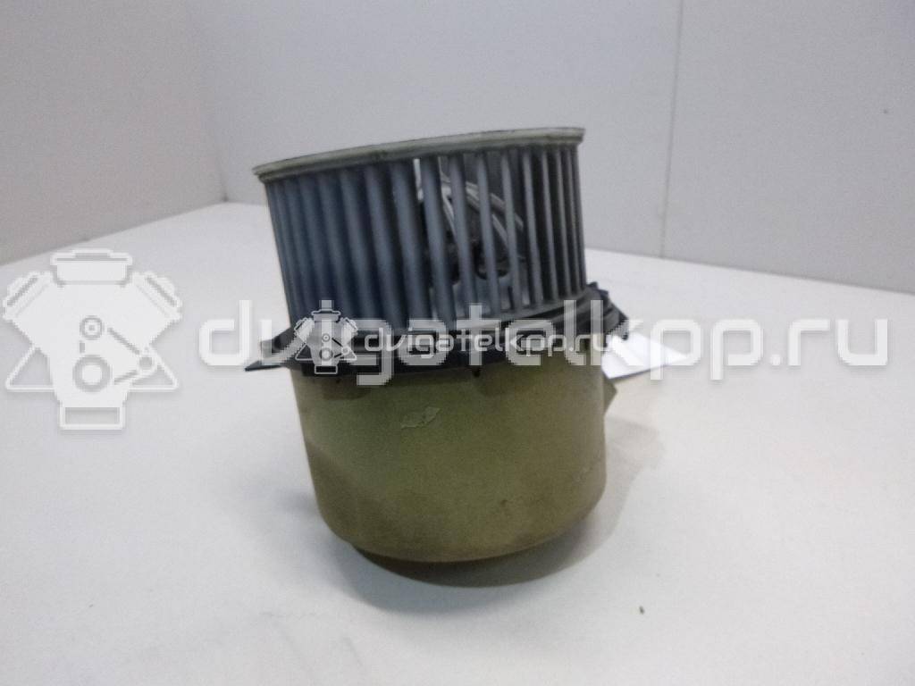 Фото Моторчик отопителя  8K1820021C для Audi A5 / A4 / Q5 {forloop.counter}}